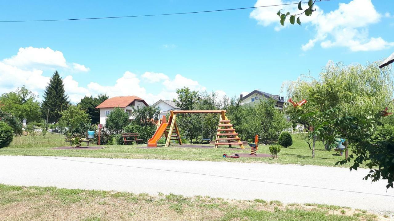 Snow Queen Rakovica Exterior photo
